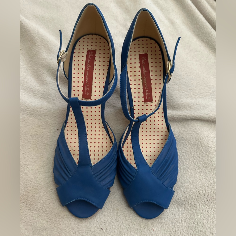 BAIT footwear pinup t strap pumps